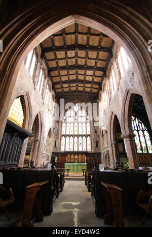 Un plafond à l'intérieur de Rotherham Minster, South Yorkshire, Angleterre, Royaume-Uni Banque D'Images