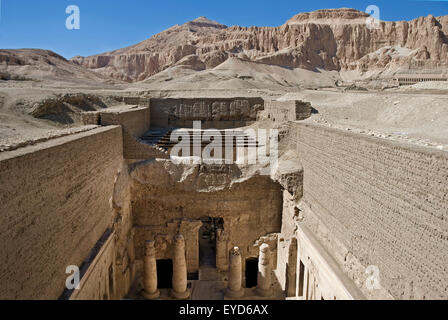 Louxor, Egypte, tombeau de Montuemhat (TT34) dans les Grands Tombeaux de el-Asasif Banque D'Images