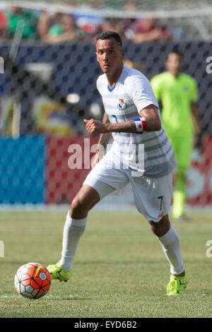 Le match par fusillade. 19 juillet, 2015. Le Panama avant Blas Perez (7) en action au cours de la Gold Cup de la CONCACAF 2015 le match quart entre Trinité-et-Tobago et le Panama à MetLife Stadium à East Rutherford, New Jersey. Le Panama a gagné le match par fusillade. Christopher (Szagola/Cal Sport Media) © csm/Alamy Live News Banque D'Images