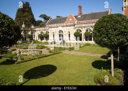 Le jardin blanc, Somerleyton Hall Country House, près de Lowestoft, Suffolk, Angleterre, RU Banque D'Images