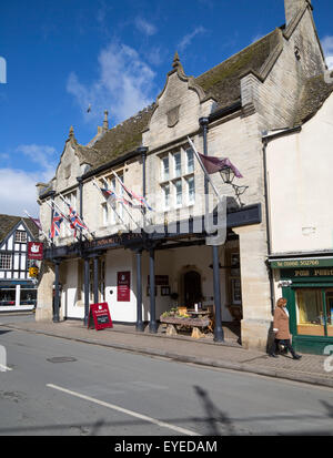 Le Snooty Fox public house, Tetbury, Cotswolds. Le Gloucestershire, Angleterre, Royaume-Uni, Banque D'Images