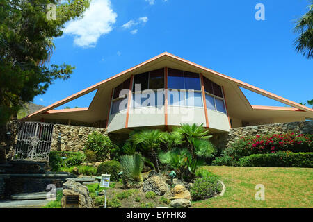 Au milieu du siècle maison moderne dans la région de Palm Springs, Californie occupés par les nouveaux mariés Elvis et Priscilla Presley. ( Honeymoon Hideaway) Banque D'Images