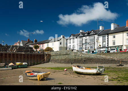 Royaume-uni, Pays de Galles, Gwynedd, Aberdovey, port plage à marée basse Banque D'Images