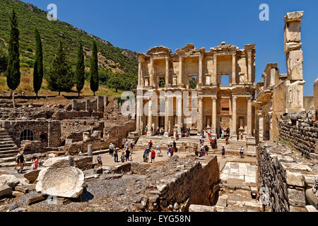 La bibliothèque de Celsus à l'ancien grec/Empire romain ville d'Ephèse près de Selçuk, Kusadasi, Turquie. Banque D'Images