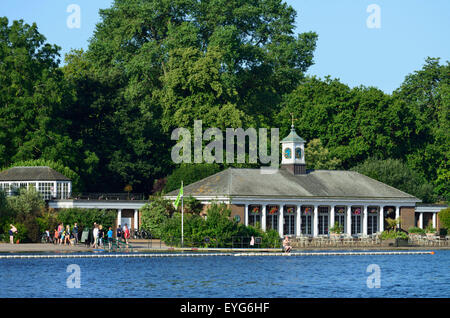 La Serpentine Lido, la serpentine, à Hyde Park, Londres, Royaume-Uni Banque D'Images