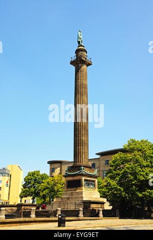 Wellington le long de la colonne de William Brown Street, Liverpool, Merseyside, England, UK, Europe de l'Ouest. Banque D'Images