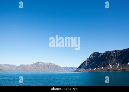 Le Danemark, le Groenland, sur le fjord ; Nuuk Banque D'Images