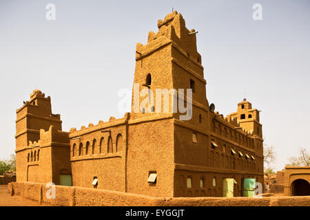 Au Niger, le Centre du Niger, Tahoa, région de brique de boue ; mosquée traditionnelle Village Yaama Banque D'Images