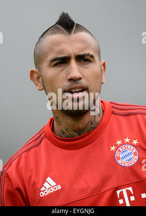 Munich, Allemagne. 29 juillet, 2015. Arturo Vidal assiste à une session de formation à Munich, Allemagne, 29 juillet 2015. Le Bayern Munich se prépare pour la prochaine saison de Bundesliga 2015-2016. Photo : Andreas GEBERT/dpa/Alamy Live News Banque D'Images