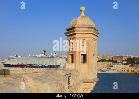 Un gardjola traditionnelle maltaise (guet) à Sliema, Malte Banque D'Images