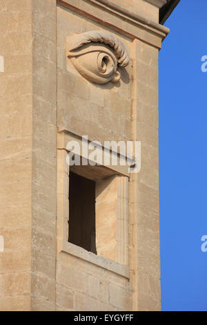 Close-up of a gardjola traditionnelle maltaise (guet) à Sliema, Malte Banque D'Images