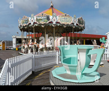 Animations traditionnelles sur le Britannia Pier de Great Yarmouth, Norfolk, Angleterre Banque D'Images