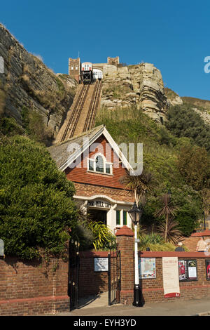 East Hill Cliff Railway, East Hill, ascenseur funiculaire, au Stade, Vieille Ville, Hastings, East Sussex, Angleterre Banque D'Images