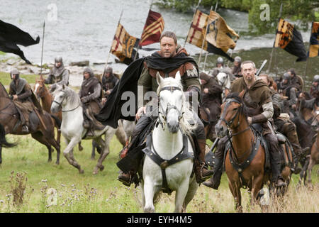 Robin Hood est un film d'aventure épique anglo-américaine de 2010 sur la base de la légende de Robin Hood, réalisé par Ridley Scott et avec Russell Crowe et Cate Blanchett. Cette photo est pour un usage éditorial uniquement et est l'auteur de la société film et/ou le photographe attribué par le film ou la société de production et ne peut être reproduite que par des publications dans le cadre de la promotion du film ci-dessus. Un crédit obligatoire pour l'entreprise de film est nécessaire. Le photographe devrait également être portés lorsqu'il est connu. Banque D'Images