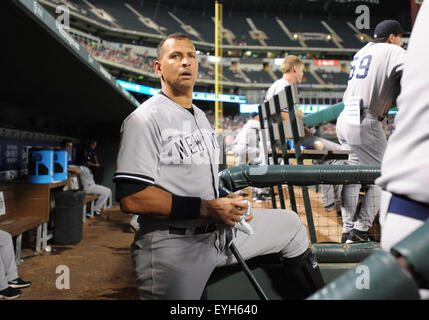 JUL 28, 2015 : New York Yankees Alex Rodriguez frappeur désigné # 13 lors d'un match entre la MLB Yankees de New York et les Rangers du Texas à Globe Life Park à Arlington, TX New York Texas défait 21-5 Banque D'Images