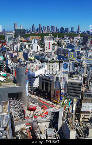 Vue générale de la ville de Shinjuku vu de Shibuya, Tokyo, Japon Banque D'Images