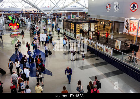 New York City, NY NYC, Queens, John F. Kennedy International Airport, JFK, intérieur, terminal, porte, spectacle musical de Broadway gratuit, quelque chose de Rotten Banque D'Images