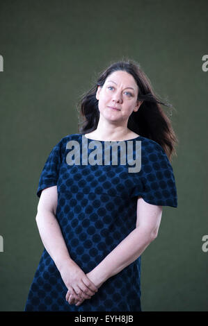 Naturaliste, écrivain et historien, Helen MacDonald, apparaissant à l'Edinburgh International Book Festival. Banque D'Images