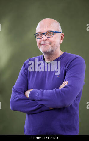 L'écrivain slovène, scénariste et réalisateur, Miha Mazzini, apparaissant à l'Edinburgh International Book Festival. Banque D'Images