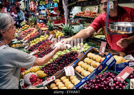 Madrid Espagne,Recoletos,Salamanca,Calle de Goya,Platea Madrid,Gold Gourmet,familles enfants enfants,affaires,shopping shoppers boutiques Banque D'Images