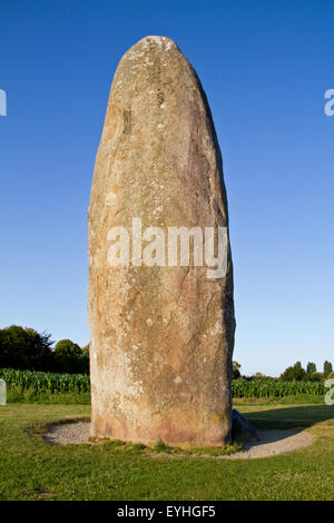 Le menhir de Champ-Dolent (près de Dol de Bretagne), le plus grand menhir en Bretagne Banque D'Images