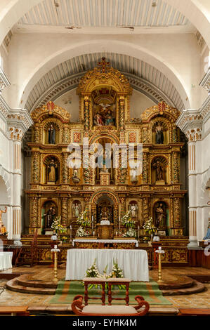 Autel de l'église de San Francisco, Cuenca, Équateur Banque D'Images