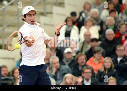 Hambourg, Allemagne. 30 juillet, 2015. Pablo Cuevas de l'Uruguay en action pendant le tour-du-16 match contre Jerzy Janowicz de Pologne à l'ATP Tennis Tournoi à Hambourg, Allemagne, 30 juillet 2015. Dpa : Crédit photo alliance/Alamy Live News Banque D'Images