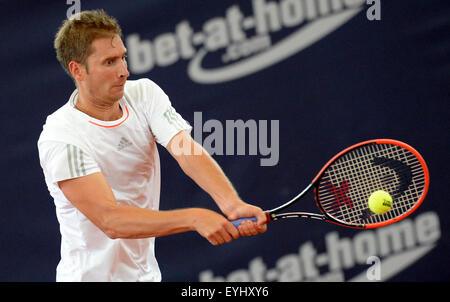 Hambourg, Allemagne. 30 juillet, 2015. Florian Mayer de l'Allemagne en action pendant le tour-du-16 match contre Andreas Seppi de l'Italie, à l'ATP Tennis Tournoi à Hambourg, Allemagne, 30 juillet 2015. Dpa : Crédit photo alliance/Alamy Live News Banque D'Images