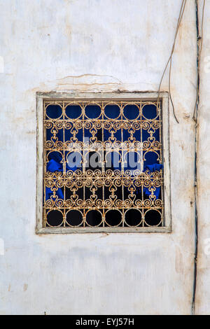 Fenêtre traditionnelle de Rabat, Maroc Banque D'Images