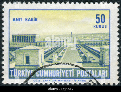 Turquie - circa 1963 : timbre-poste imprimé en Turquie, montre le mausolée d'Ataturk, Ankara, vers 1963 Banque D'Images