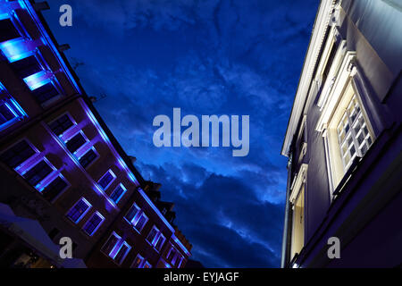 L'éclairage LED dans la vieille ville de Lublin, Pologne, Europe Banque D'Images