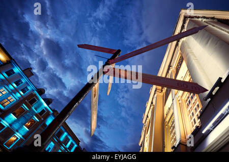 L'éclairage LED dans la vieille ville de Lublin, Pologne, Europe Banque D'Images