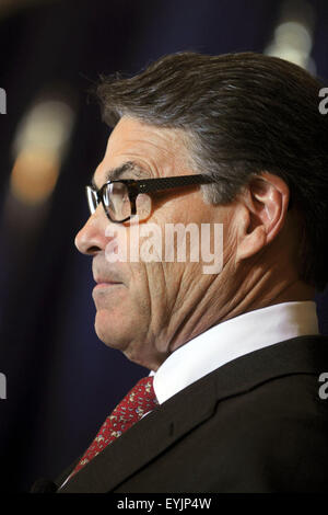 La ville de New York. 29 juillet, 2015. Candidat présidentiel républicain Rick Perry s'exprime à l'événement organisé par le Comité pour libérer la prospérité à Yale Club le 29 juillet 2015 à New York./photo alliance © dpa/Alamy Live News Banque D'Images