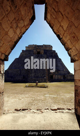 L'Amérique, Mexique, Yucatan, site maya d'Uxmal, la Grande Pyramide Banque D'Images