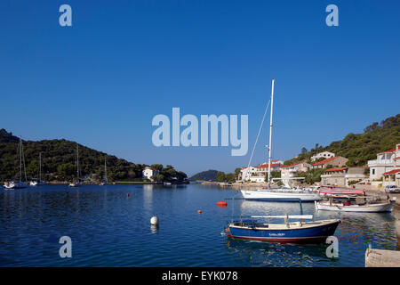 Europa, la Croatie, l'île de Lastovo, province Dalmacia, Mer Adriatique, Zaklopatica, petit lac, bay, Banque D'Images