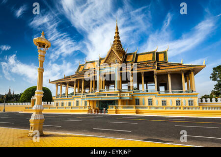 Phnom Penh et attraction touristique célèbre monument - Royal Palace complexe, Cambodge Banque D'Images