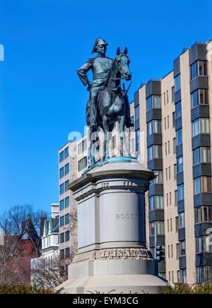 Le Lieutenant-général Winfield Scott Memorial Statue Scott Circle Washington DC. Statue en bronze dédiée en 1874 Banque D'Images