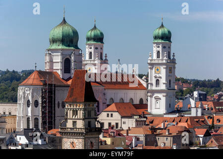 Passau Architecture Passau Allemagne Cathédrale St Stephan Altstadt Vieille ville Église baroque Banque D'Images