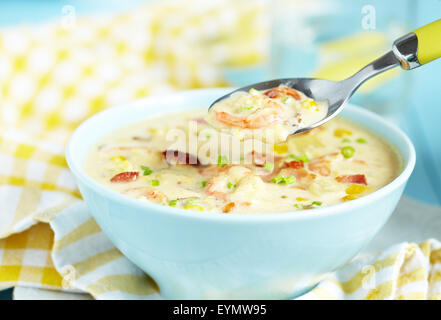 Avec des crevettes chaudrée Banque D'Images