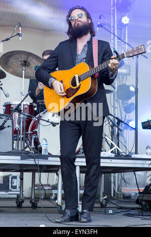 Chicago, Illinois, USA. 31 juillet, 2015. Singer JOSHUA TILLMAN de Père John Misty effectue vivent dans Grant Park music festival Lollapalooza à Chicago, l'Illinois © Daniel DeSlover/ZUMA/Alamy Fil Live News Banque D'Images