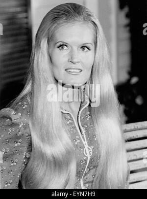 Fichier. 1er août 2015. Le chanteur de country américain LYNN ANDERSON (Septembre 26, 1947 - Juillet 31, 2015), mieux connue pour son succès dans le monde 1971 (je n'ai jamais promis un jardin de roses), est décédé, à l'âge de 67 ans. Elle avait été à l'hôpital de Nashville, où elle a eu une attaque cardiaque, jeudi. Nous autres hits inclus vous êtes mon homme, comment puis-je vous Unlove ? Et sommet du monde. Photo : c. 1970 - Lynn Anderson. © Globe Photos/ZUMAPRESS.com/Alamy Live News Banque D'Images