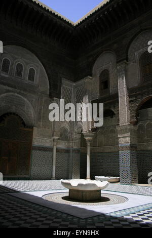 Al-Attarine Madrasa de Fes, Maroc Banque D'Images