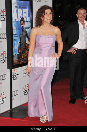 LOS ANGELES, CA - 7 NOVEMBRE 2010 : Karina Gidi au Festival de l'avant-première de son film 'Abel' au Grauman's Chinese Theatre, à Hollywood. Banque D'Images