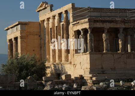 Erechtheion Acropole, Athènes Grèce en monuments Banque D'Images