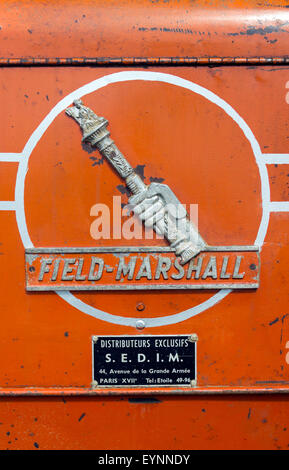 Logo Tracteur Field Marshall Banque D'Images