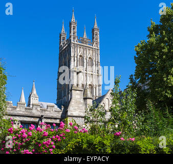 La tour de la cathédrale de Gloucester, Gloucester, Gloucestershire, England, UK Banque D'Images