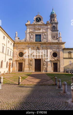 L'Italie, l'Emilie Romagne, Parme, la Piazza San Giovanni et le monastère Banque D'Images