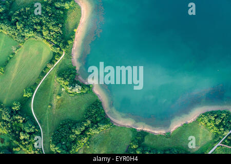 Image aérienne de Carsington Water dans le Peak District, dans le Derbyshire, Angleterre, Royaume-Uni Banque D'Images