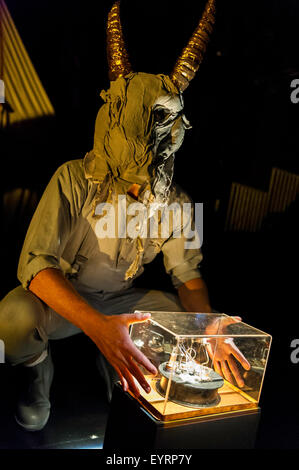 Edimbourg, Royaume-Uni, 3 août 2015. 'Il faux jusqu'à ce que vous faites, il" par Bryony Kimmings et Tim Grayburn. Tim Grayburn Crédit : Jeremy Abrahams / Alamy Live News Banque D'Images