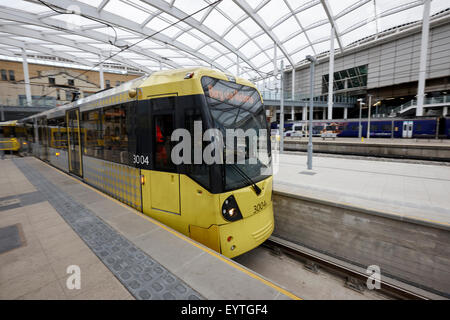 En tramway Metrolink Victoria station Manchester England UK Banque D'Images